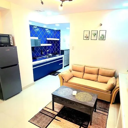 Bgc Beautiful Large 1 Bedroom Condo Sleeps 3 Adults Manila Exterior photo