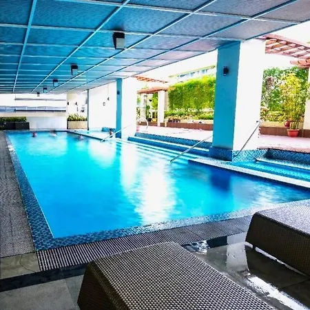 Bgc Beautiful Large 1 Bedroom Condo Sleeps 3 Adults Manila Exterior photo