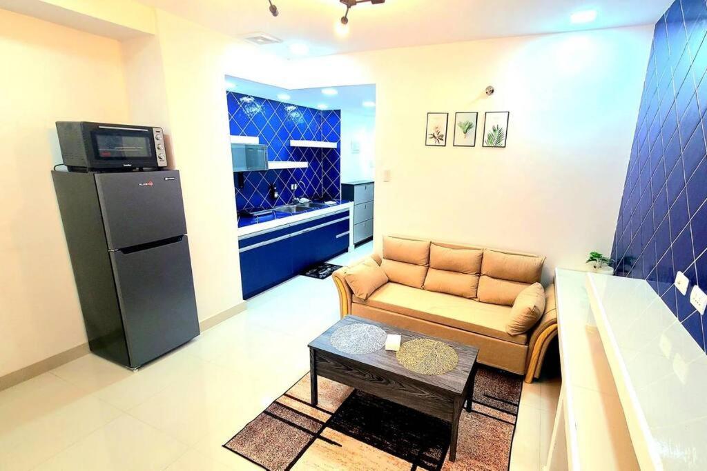 Apartment Bgc Beautiful Large 1 Bedroom Sleeps 3 Adults